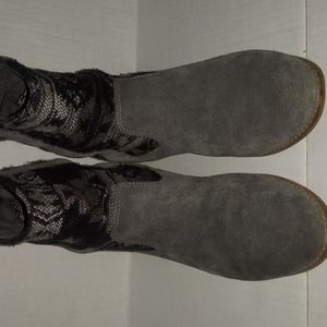 TOMS WOMEN'S AZTEC PRINT ANKLE BOOTS